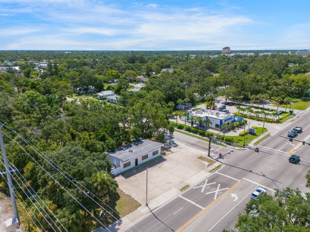 1000 N Washington Boulevard Sarasota FL 34236 A4669227 image3