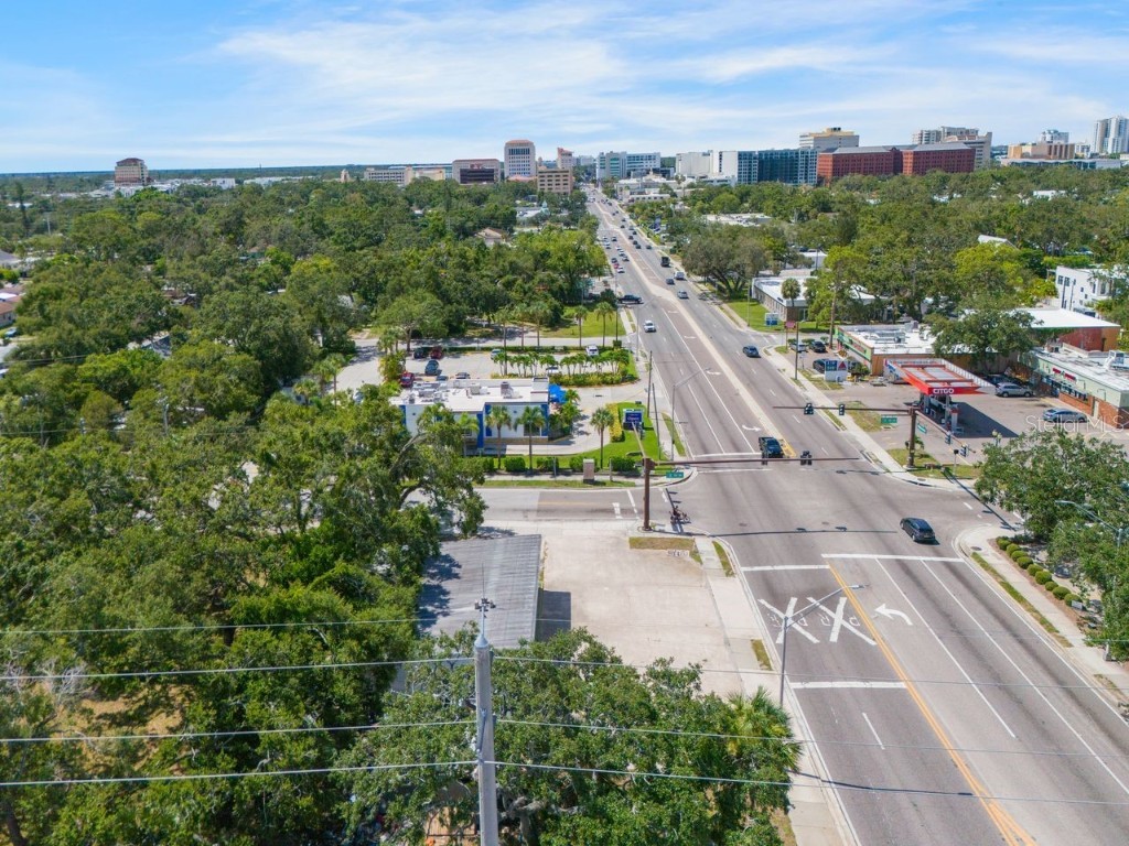 1000 N Washington Boulevard Sarasota FL 34236 A4669227 image4
