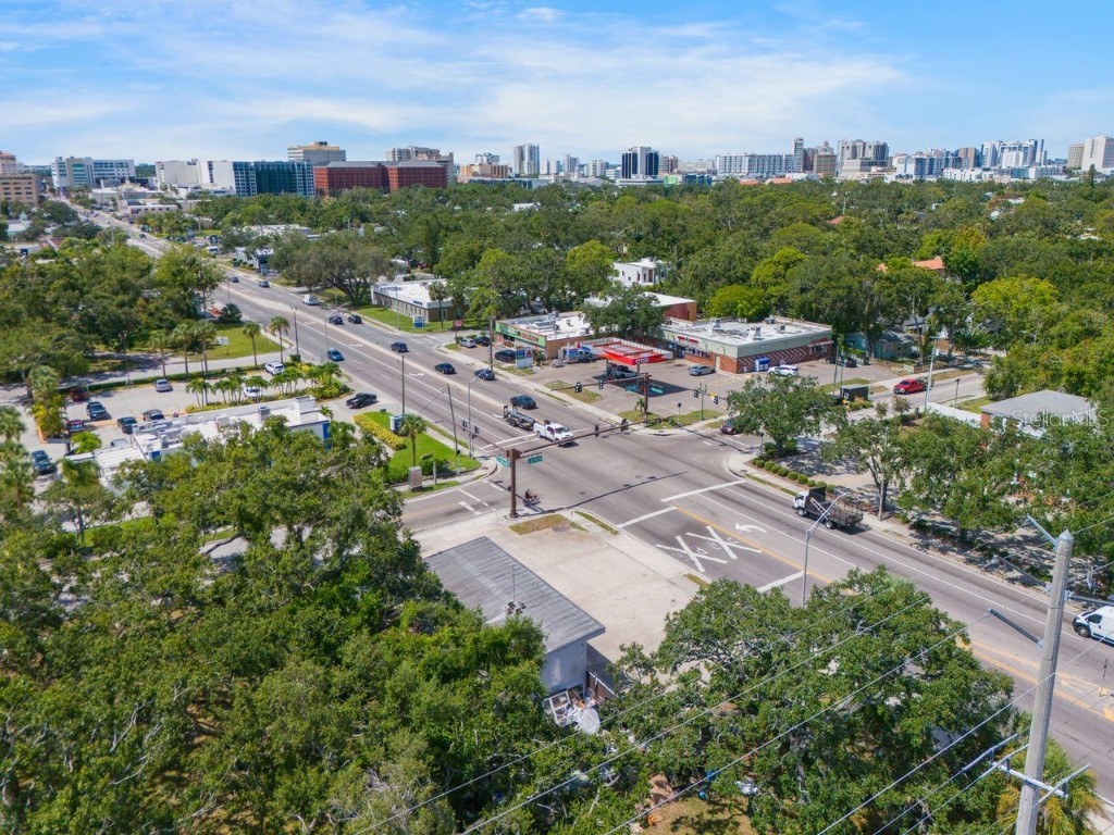 1000 N Washington Boulevard Sarasota FL 34236 A4669227 image5