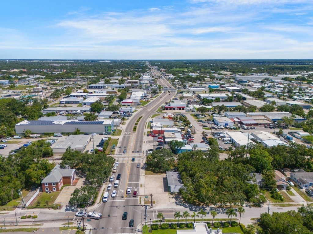 1000 N Washington Boulevard Sarasota FL 34236 A4669227 image6