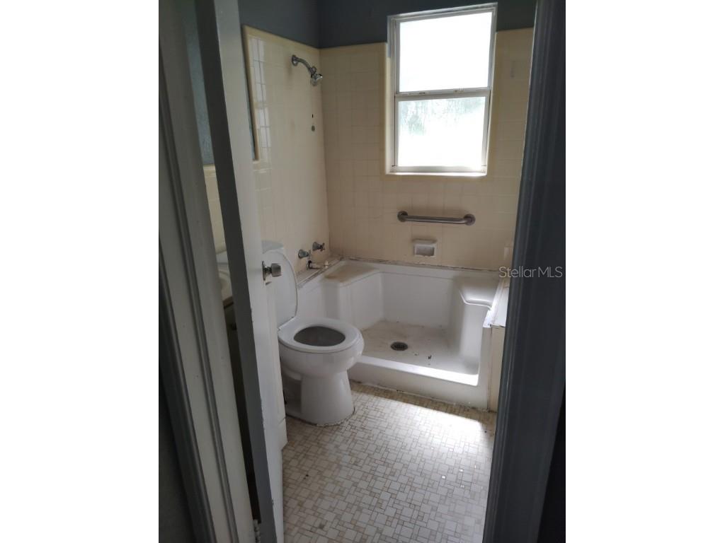 1000 NE 36th Street Ocala FL 34479 A4670692 image3