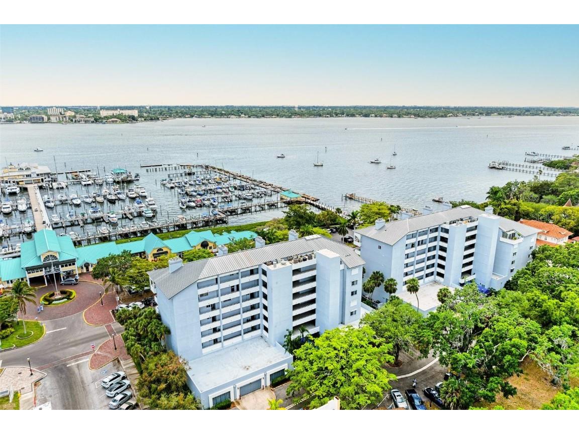 1000 Riverside Drive #B104 Palmetto FL 34221 - MANATEE RIVER A4566579 image1