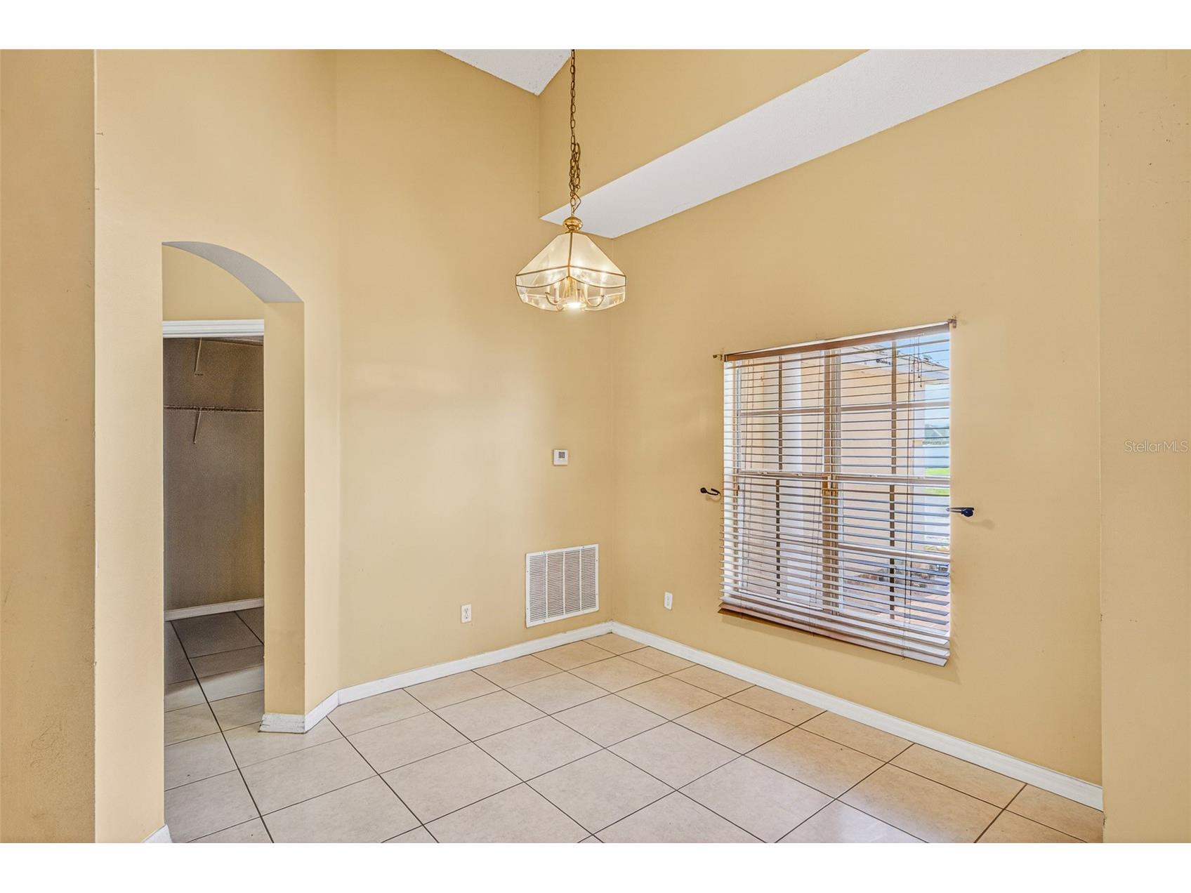 1000 Royal Marquis Circle Ocoee FL 34761 O6382695 image5