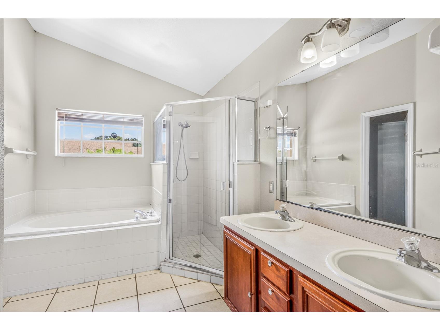 1000 Royal Marquis Circle Ocoee FL 34761 O6382695 image6
