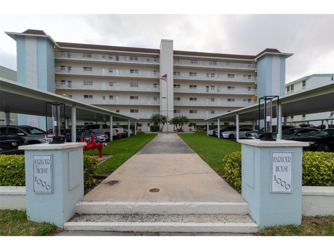 1000 Tarpon Center Drive #404 Venice FL 34285 D6129571 image1
