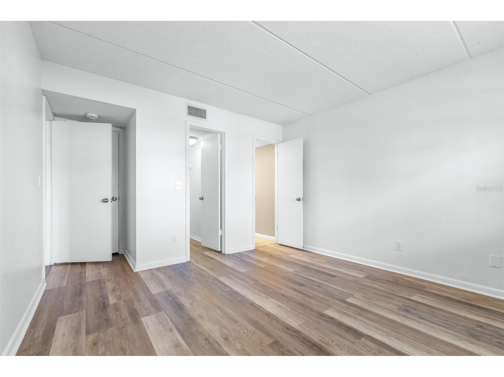 1000 Tarpon Woods Boulevard #503 Palm Harbor FL 34685 TB8462889 image23