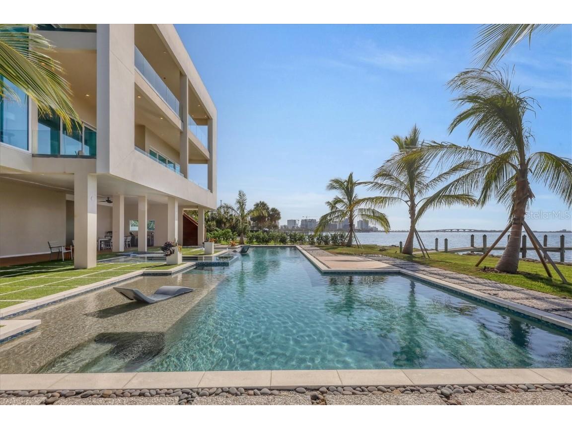 1000 Tocobaga Lane Sarasota FL 34236 - SARASOTA BAY A4660993 image3