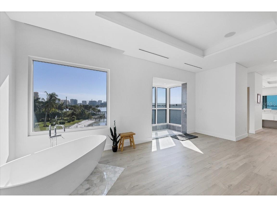 1000 Tocobaga Lane Sarasota FL 34236 - SARASOTA BAY A4660993 image40