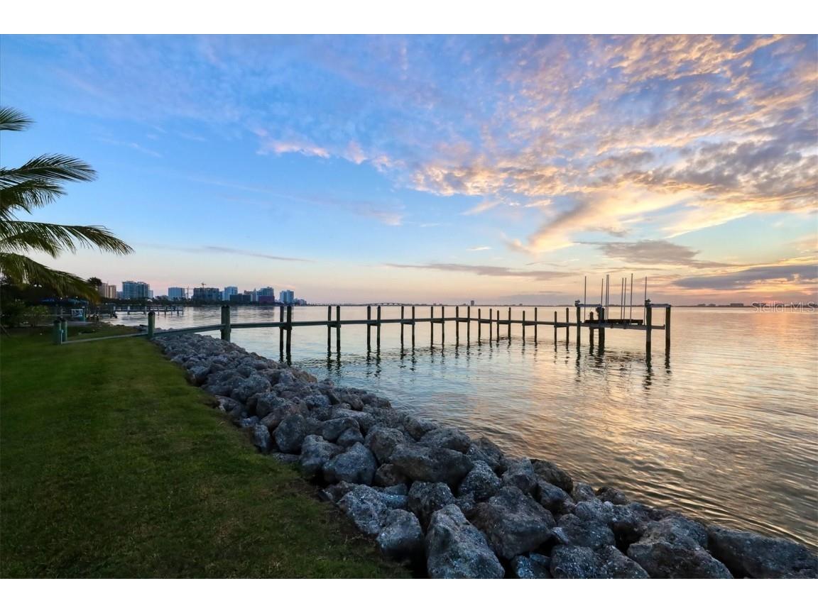 1000 Tocobaga Lane Sarasota FL 34236 - SARASOTA BAY A4660993 image9