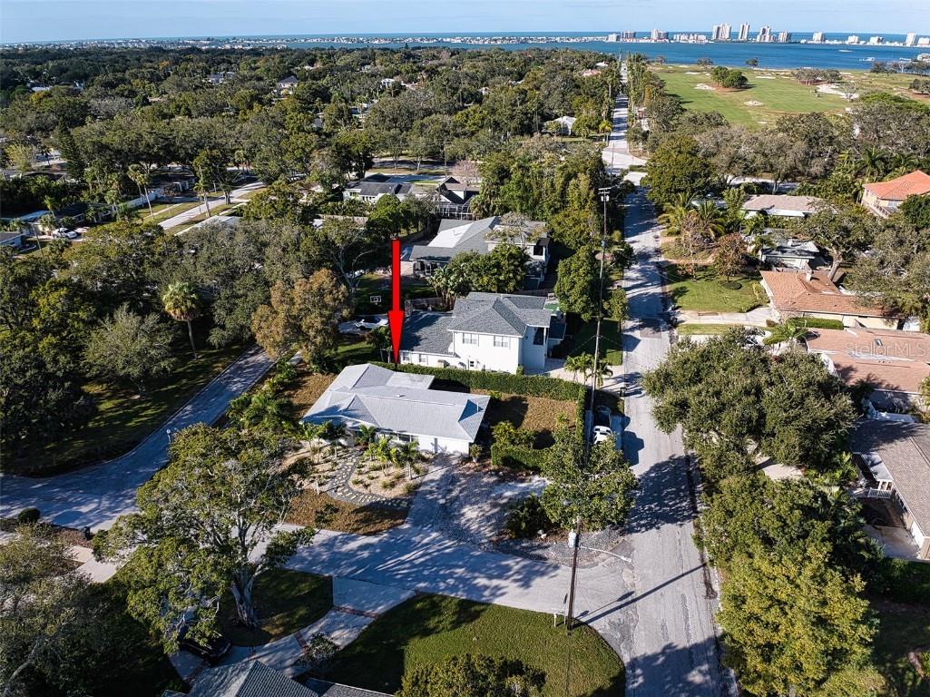 1000 Varona Street Belleair FL 33756 U8224215 image1