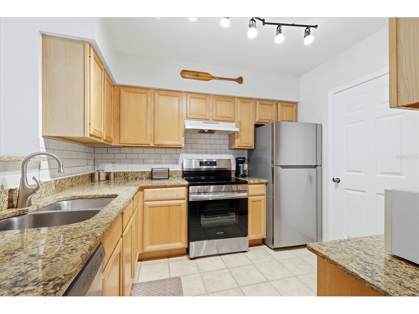 1000 Villagio Circle #106 Sarasota FL 34237 A4694275 image11