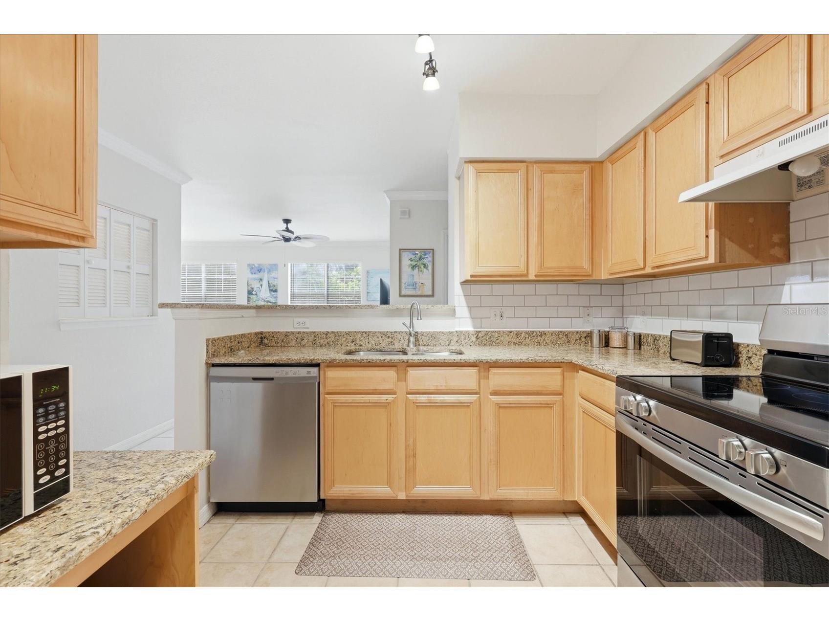 1000 Villagio Circle #106 Sarasota FL 34237 A4694275 image13