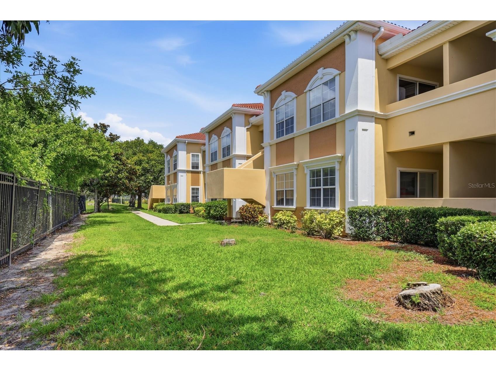 1000 Villagio Circle #106 Sarasota FL 34237 A4694275 image28