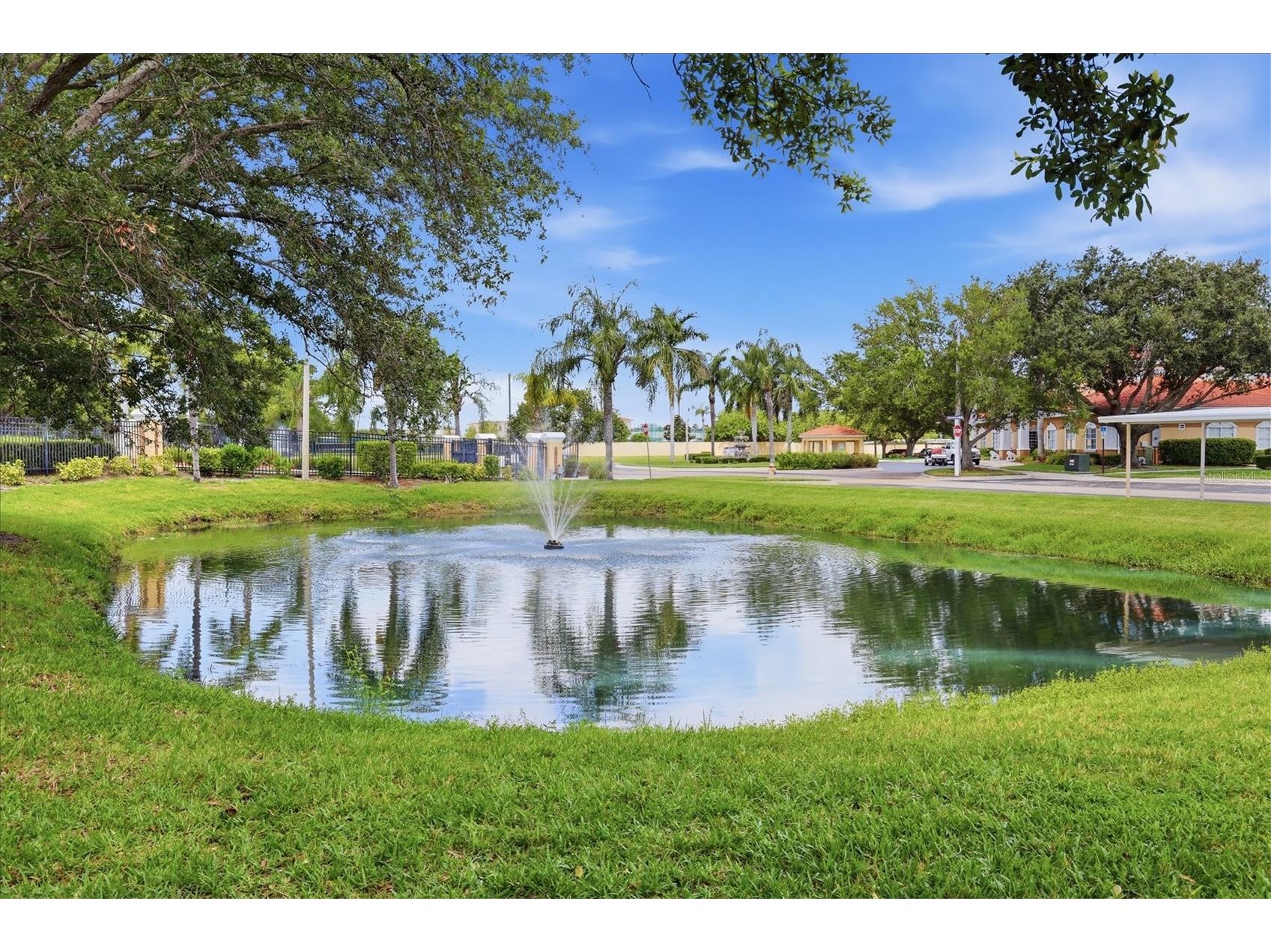1000 Villagio Circle #106 Sarasota FL 34237 A4694275 image29