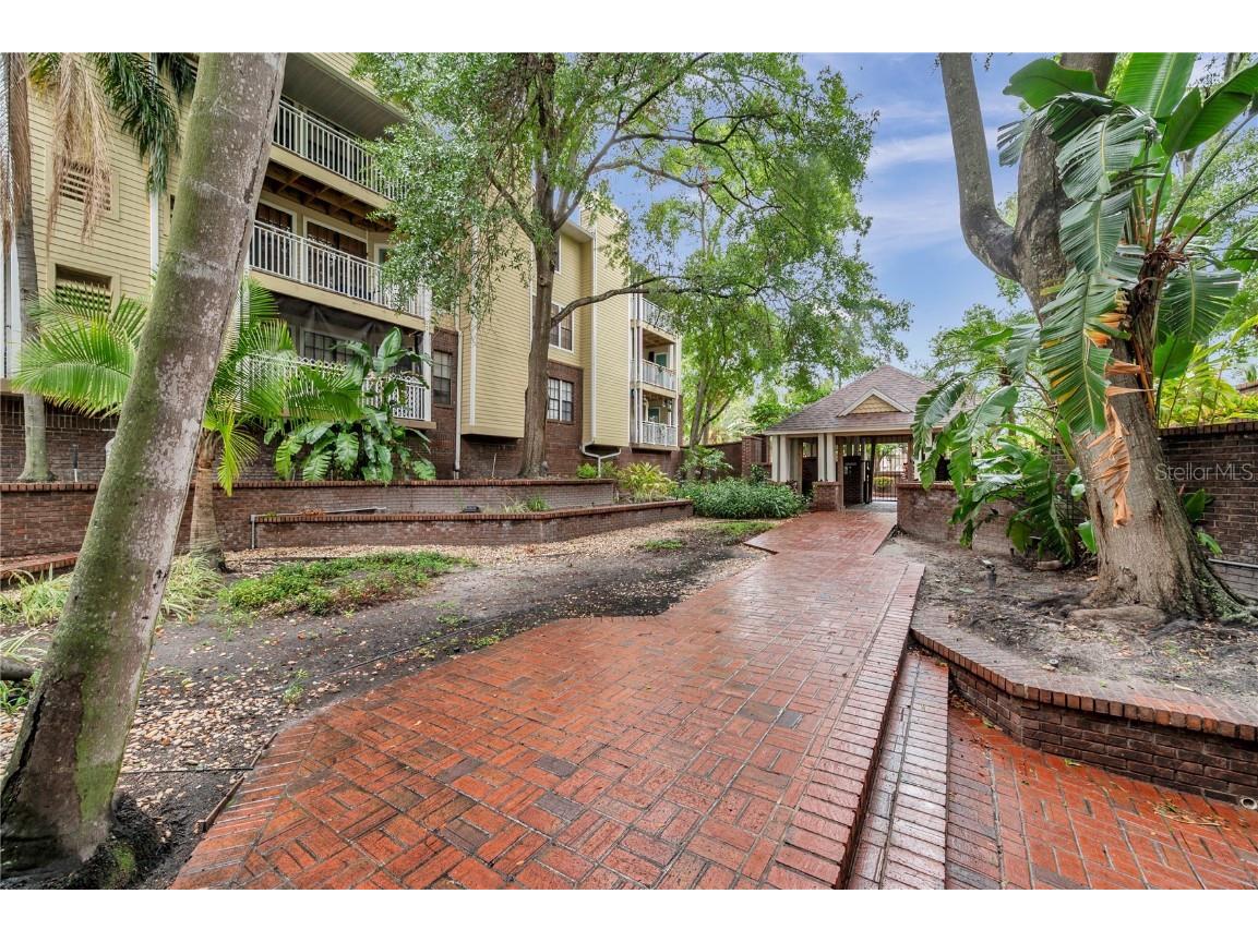 1000 W Horatio Street #129 Tampa FL 33606 TB8403082 image23