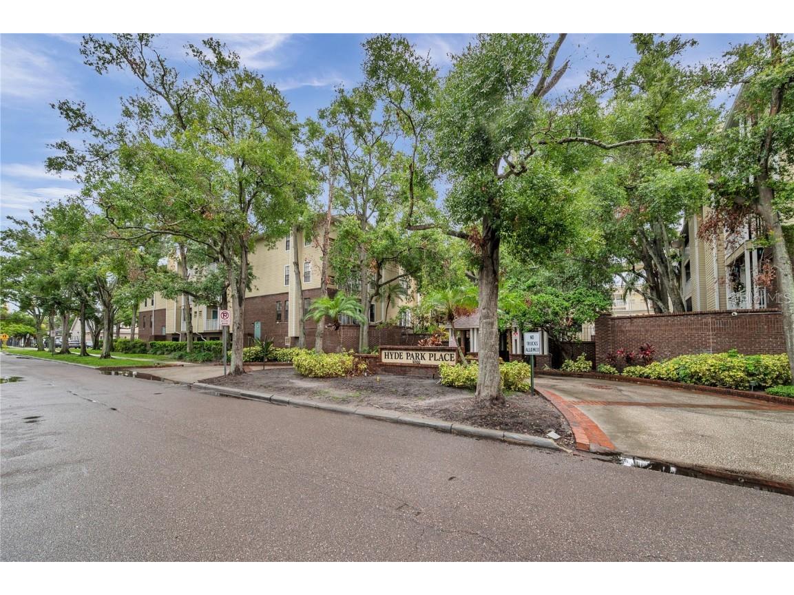 1000 W Horatio Street #129 Tampa FL 33606 TB8403082 image41