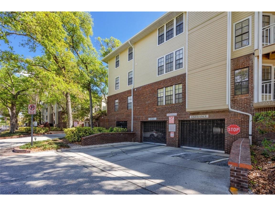 1000 W Horatio Street #303 Tampa FL 33606 A4666896 image1