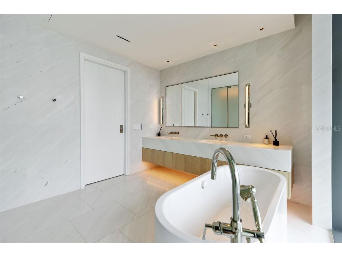 1000 Water Street #1103 Tampa FL 33602 TB8451475 image43