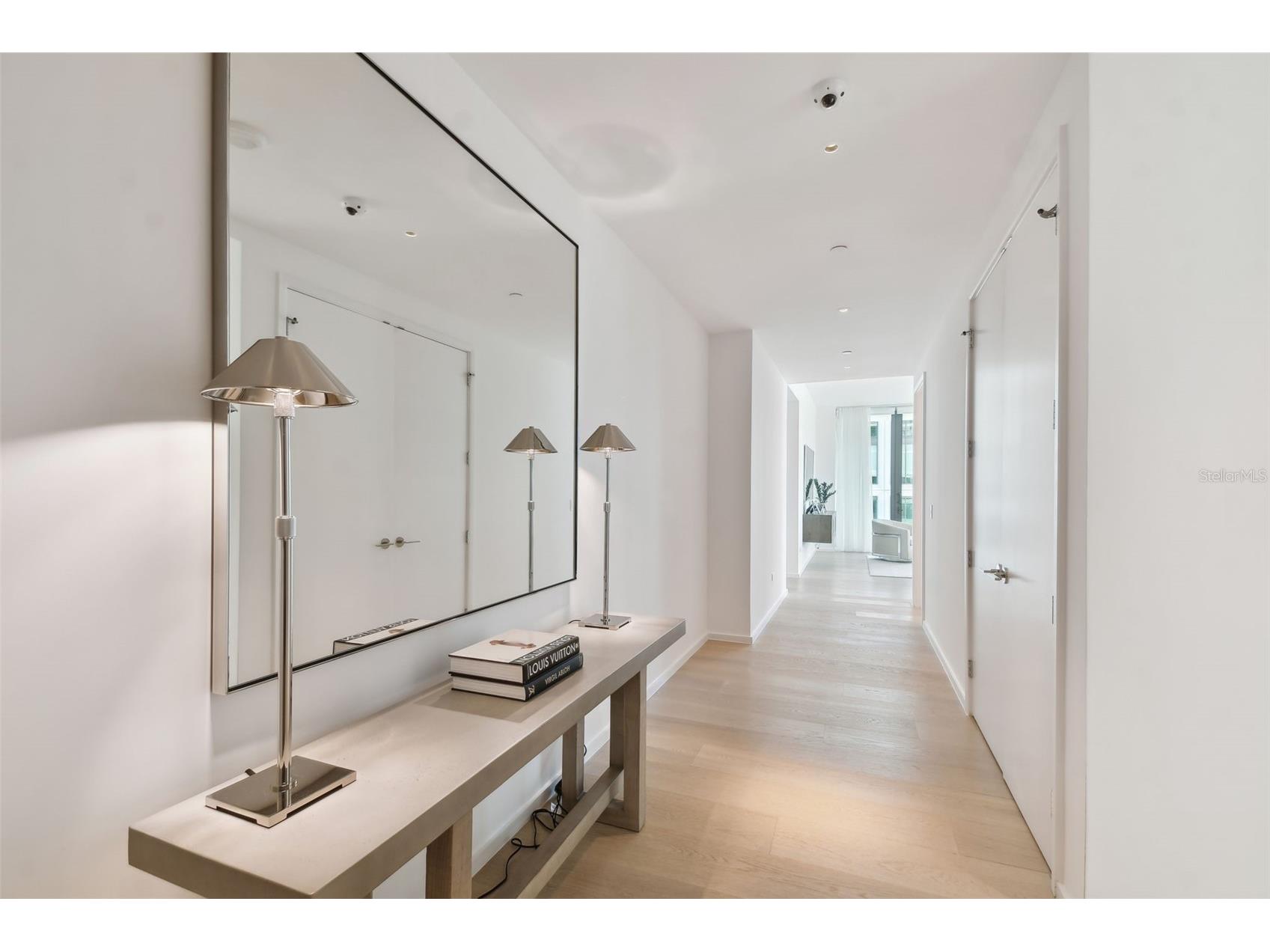 1000 Water Street #1702 Tampa FL 33602 TB8317768 image1