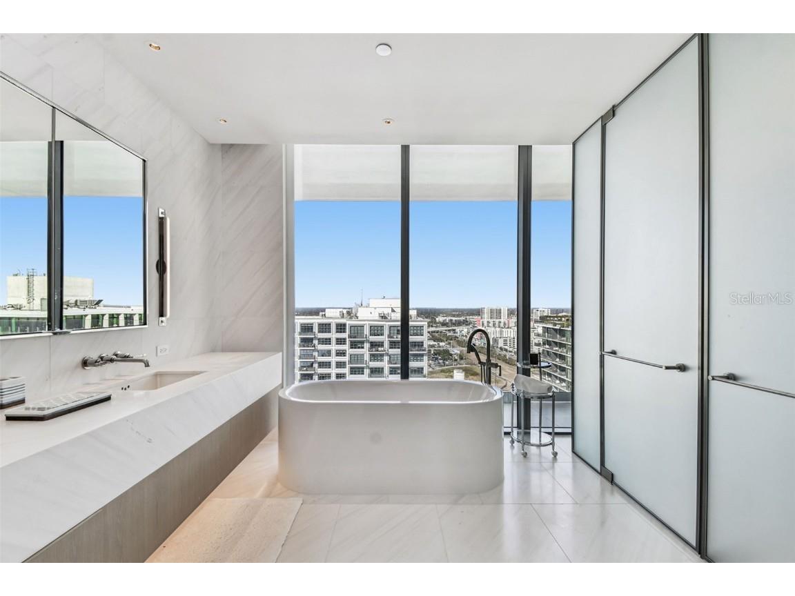 1000 Water Street #2202 Tampa FL 33602 TB8451447 image7