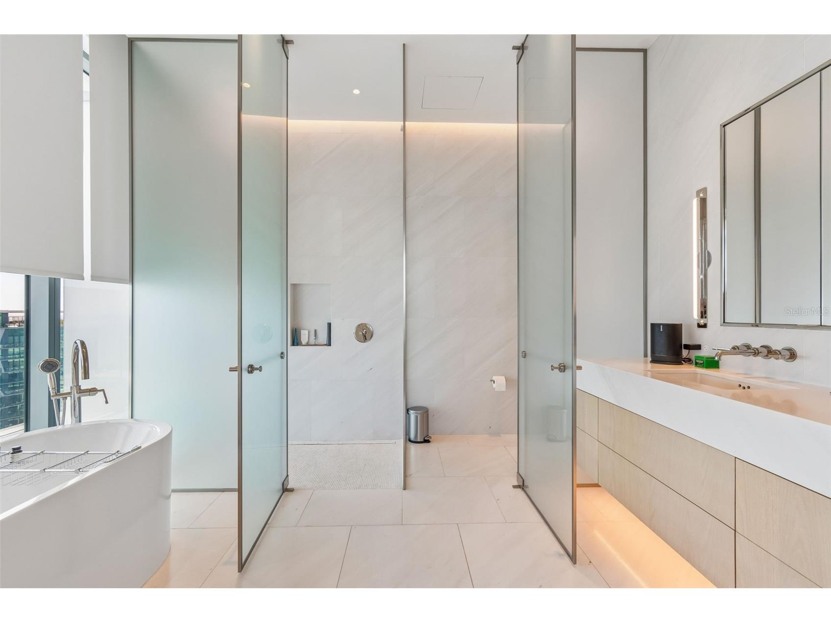 1000 Water Street #2501 Tampa FL 33602 TB8507476 image34