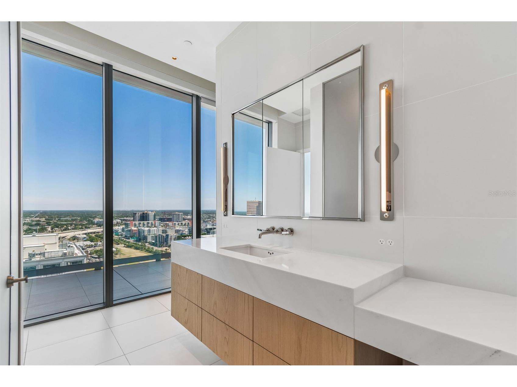 1000 Water Street #2501 Tampa FL 33602 TB8507476 image43