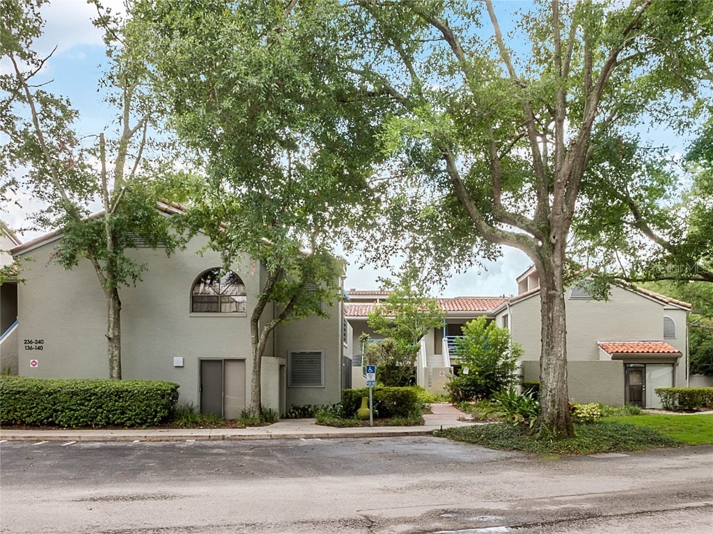 1000 Winderley Place #236 Maitland FL 32751 - LAKE DESTINY O6178336 image1