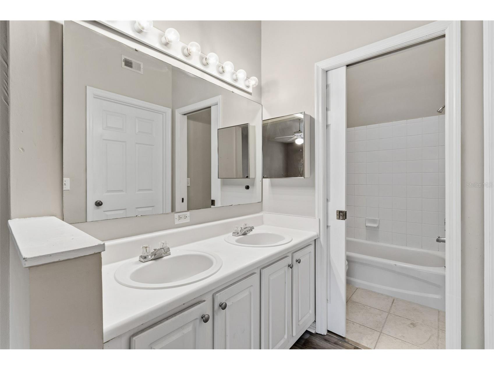 10000 SW 52nd Avenue #AA-159 Gainesville FL 32608 GC541730 image24