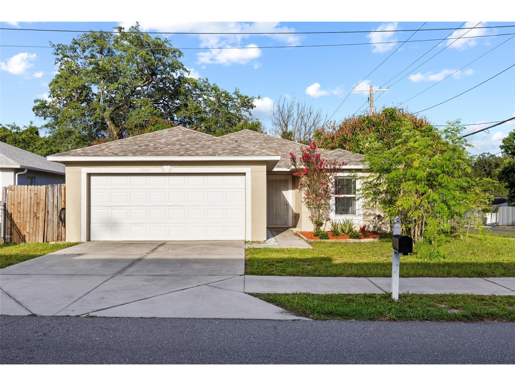 10001 Florence Avenue N Tampa FL 33612 TB8532122 image1