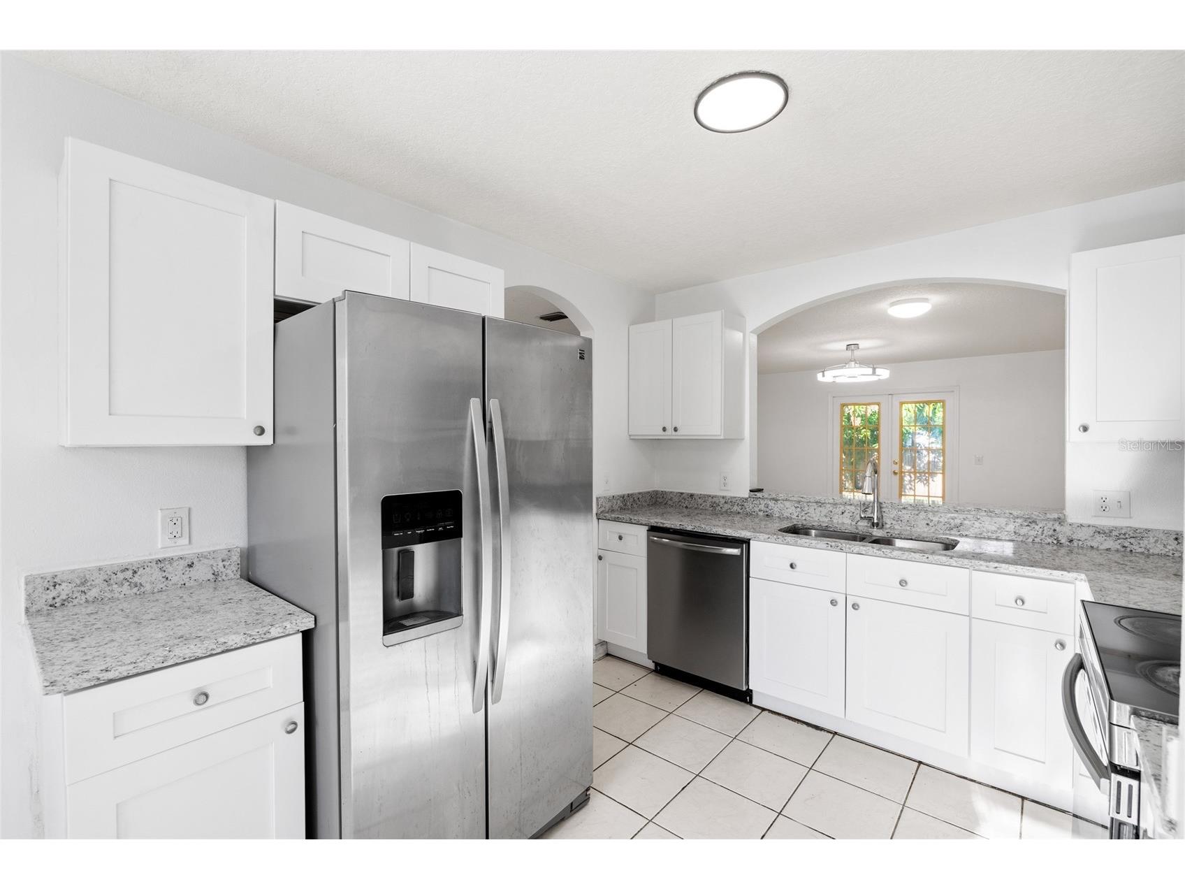10001 Florence Avenue N Tampa FL 33612 TB8532122 image10