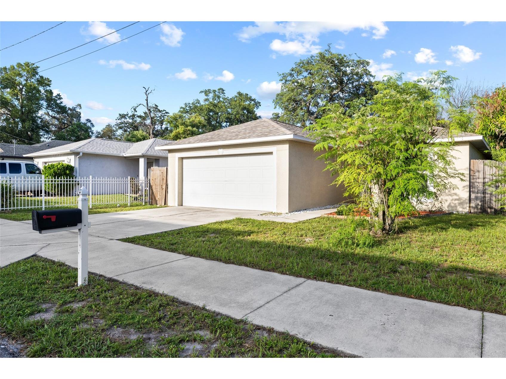 10001 Florence Avenue N Tampa FL 33612 TB8532122 image2