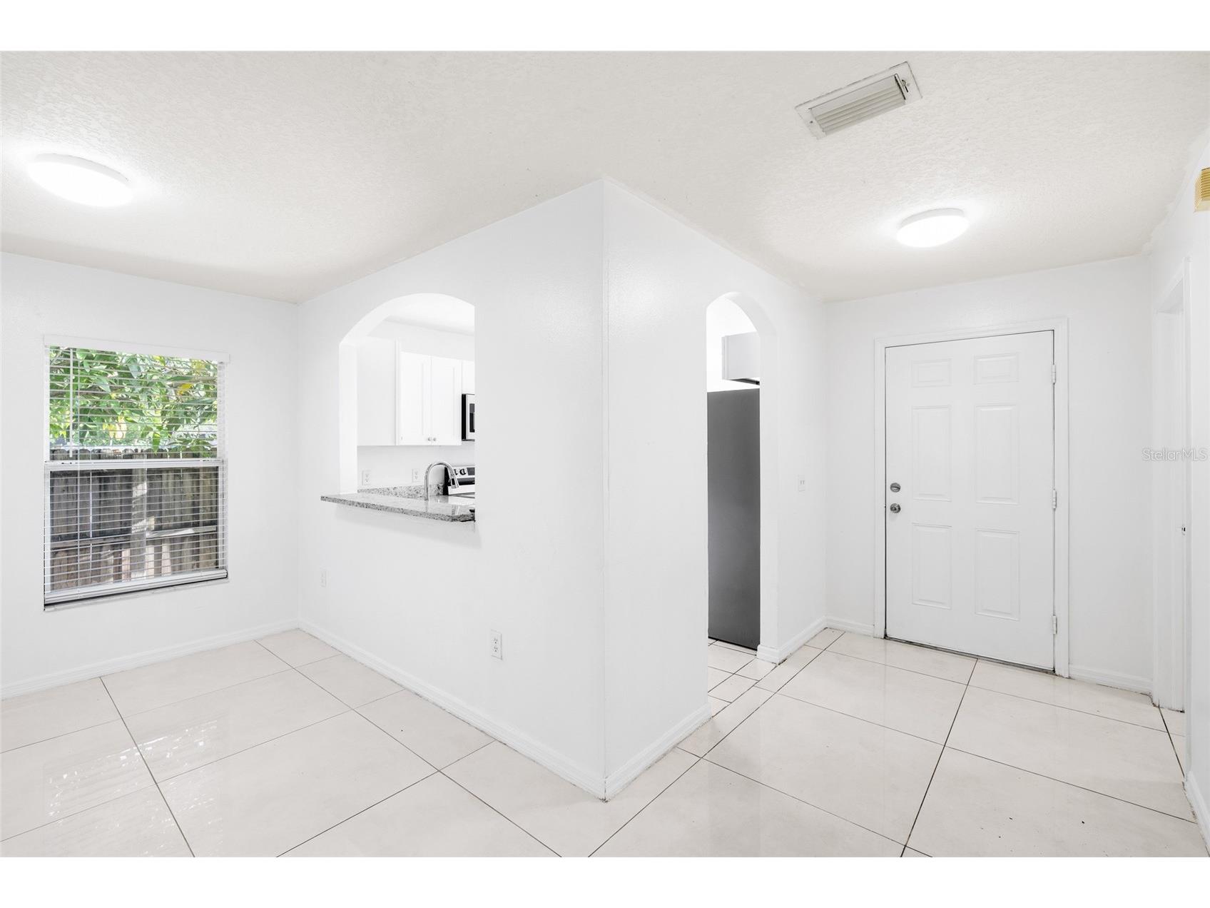 10001 Florence Avenue N Tampa FL 33612 TB8532122 image26