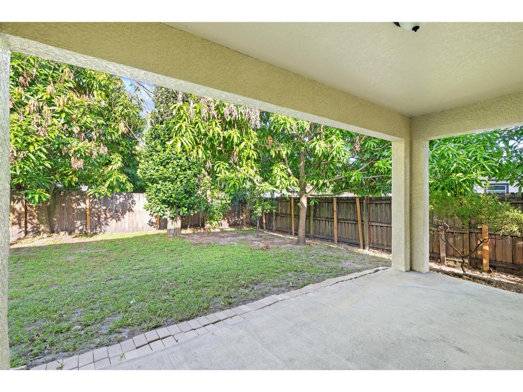 10001 Florence Avenue N Tampa FL 33612 TB8532122 image28