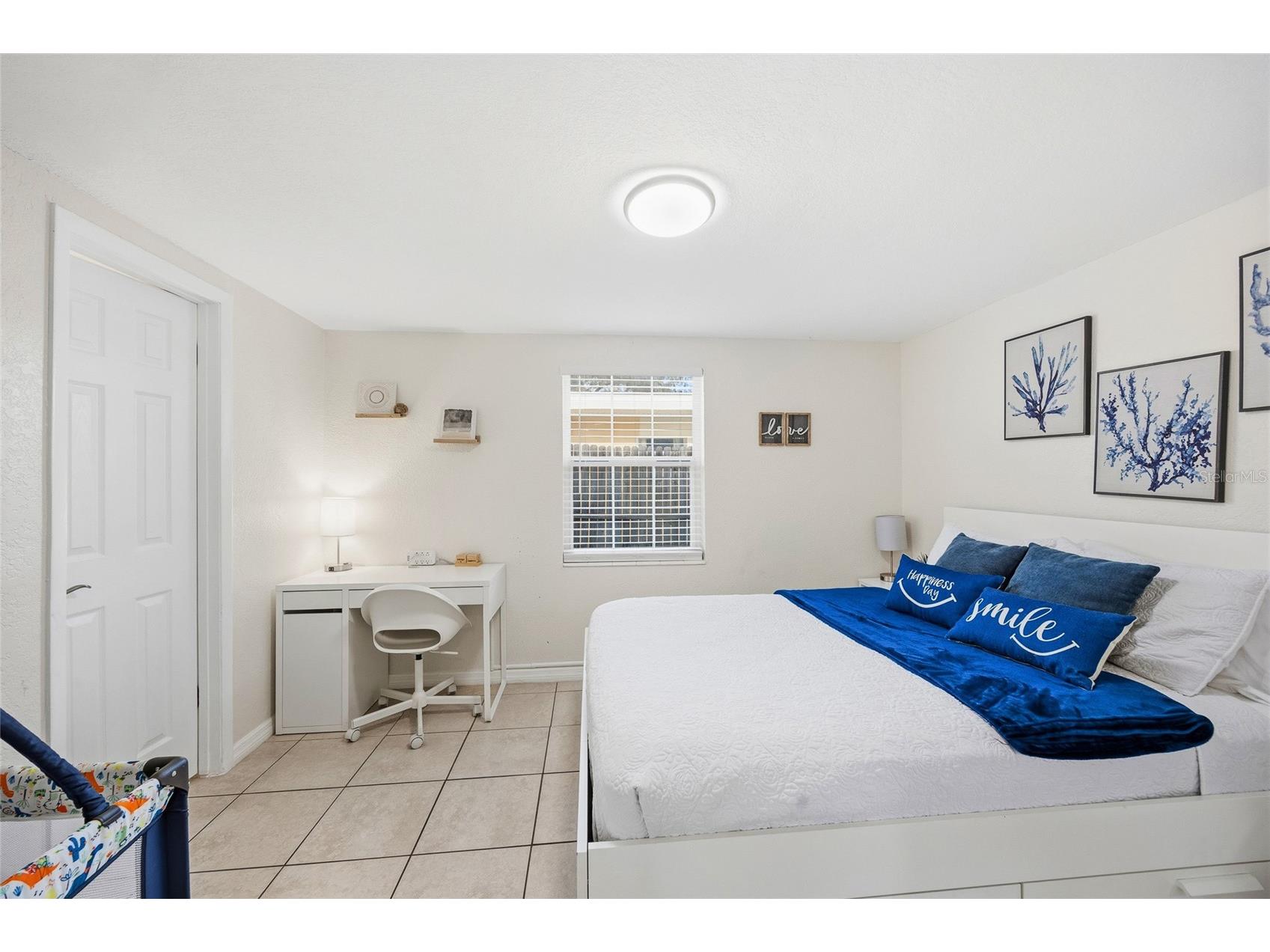 10001 N Annette Avenue Tampa FL 33612 TB8471662 image14