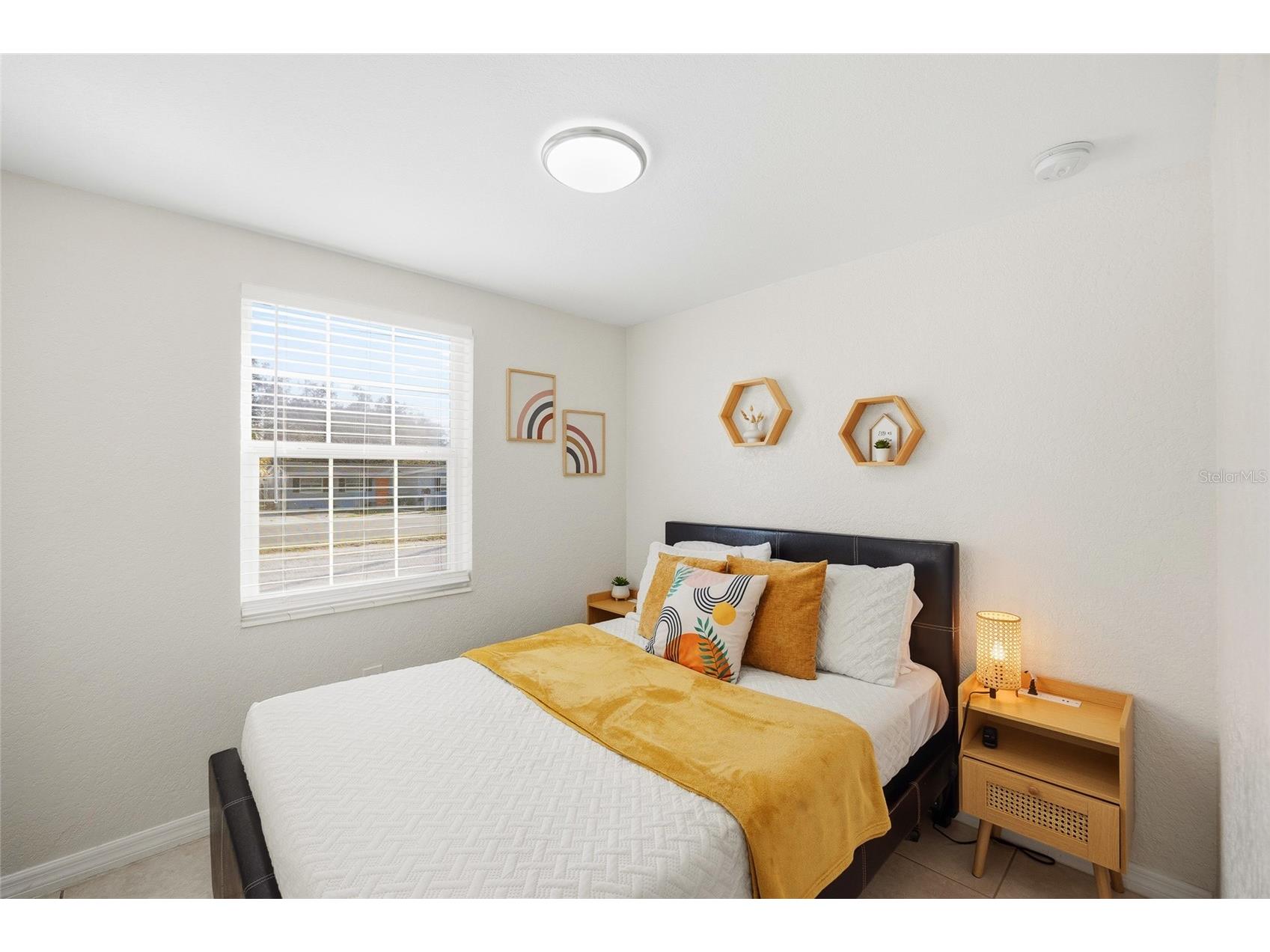 10001 N Annette Avenue Tampa FL 33612 TB8471662 image17