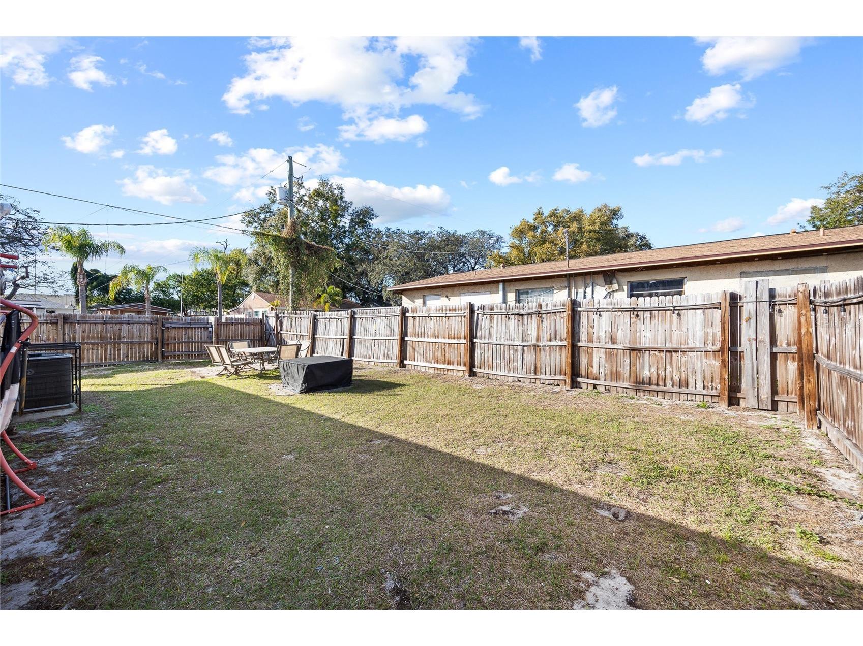 10001 N Annette Avenue Tampa FL 33612 TB8471662 image19