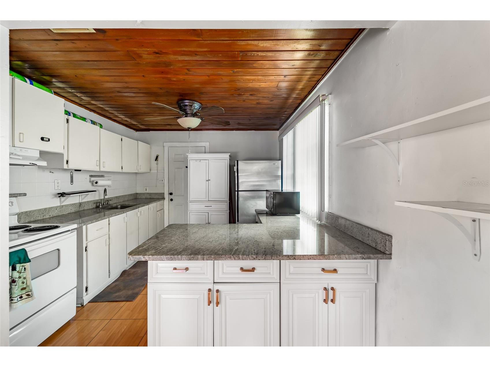 10001 N Arden Avenue Tampa FL 33612 TB8466634 image10