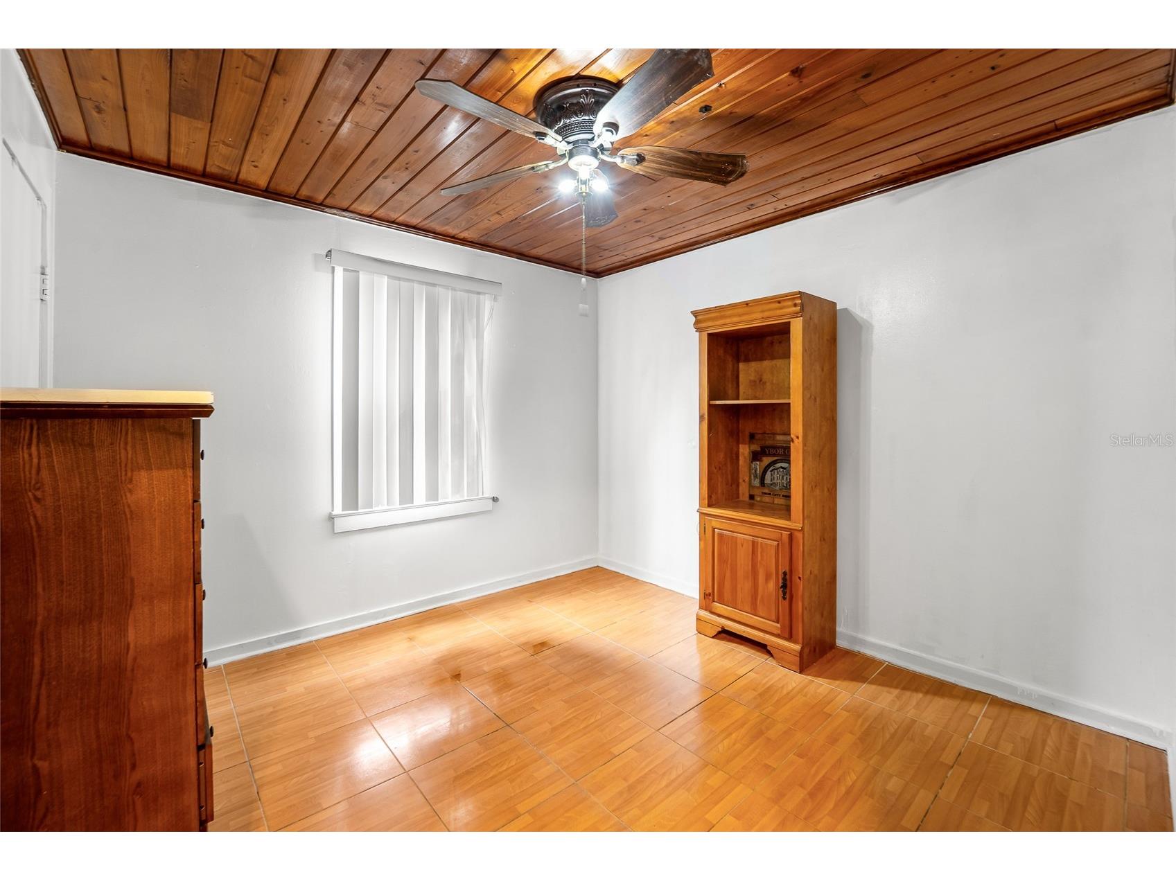 10001 N Arden Avenue Tampa FL 33612 TB8466634 image13