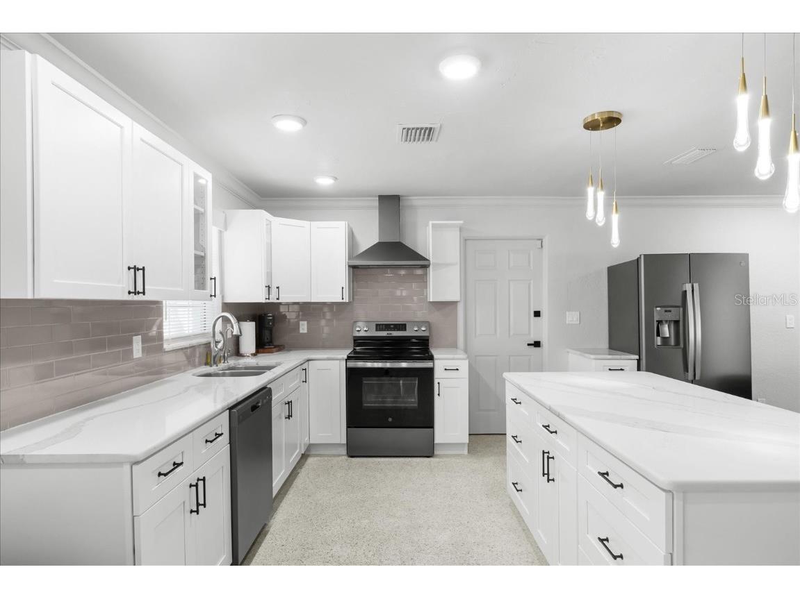 10001 S Yacht Club Drive Treasure Island FL 33706 W7878034 image12