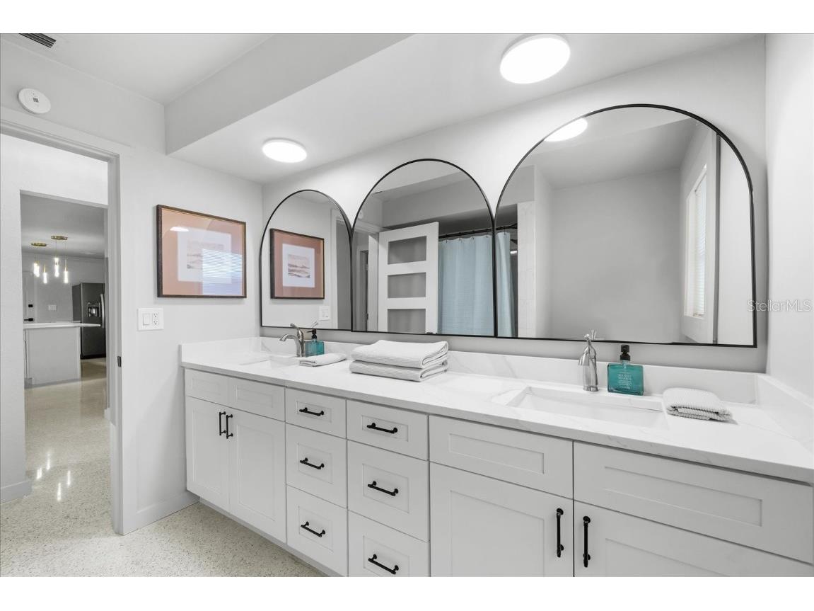 10001 S Yacht Club Drive Treasure Island FL 33706 W7878034 image41