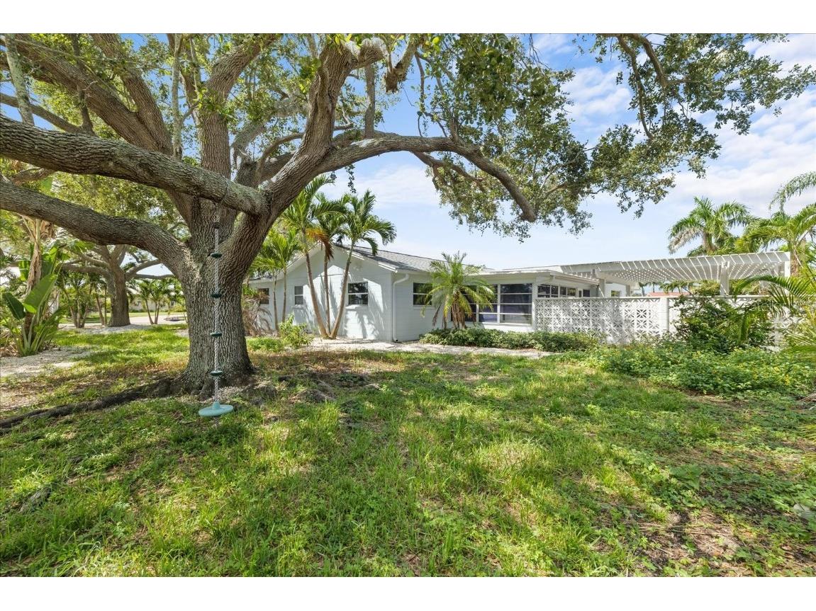 10001 S Yacht Club Drive Treasure Island FL 33706 W7878034 image5