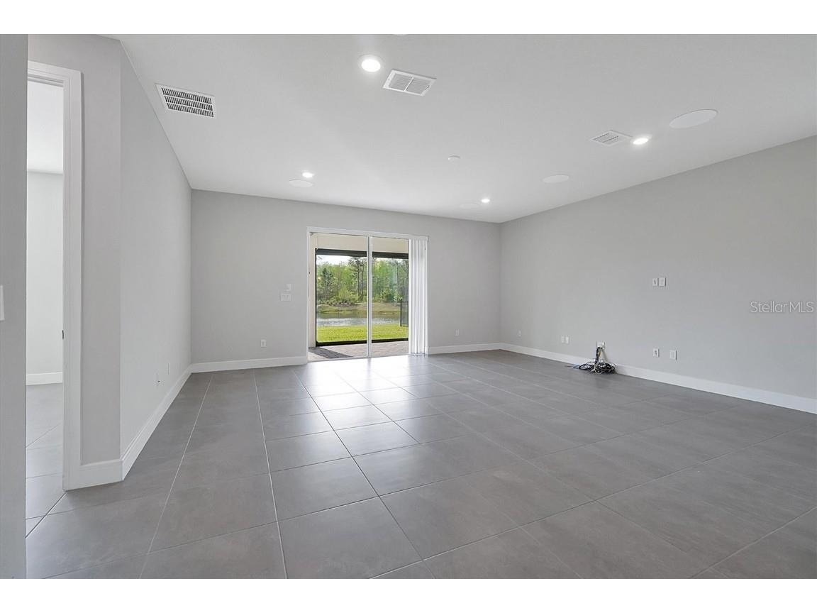 10002 Brown Burrow Street Orlando FL 32829 O6336468 image15