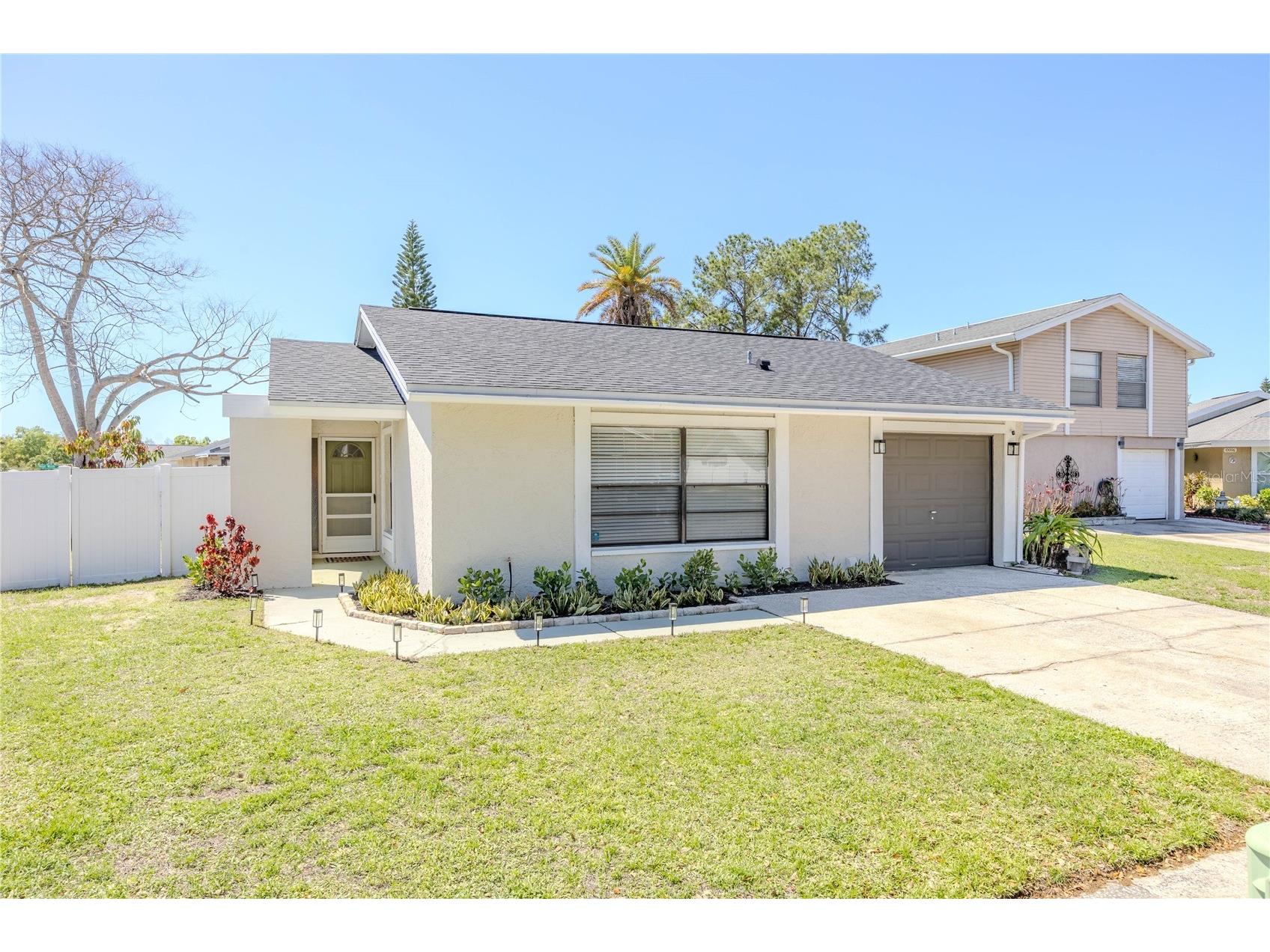 10002 Oakengate Place Tampa FL 33624 TB8490437 image1