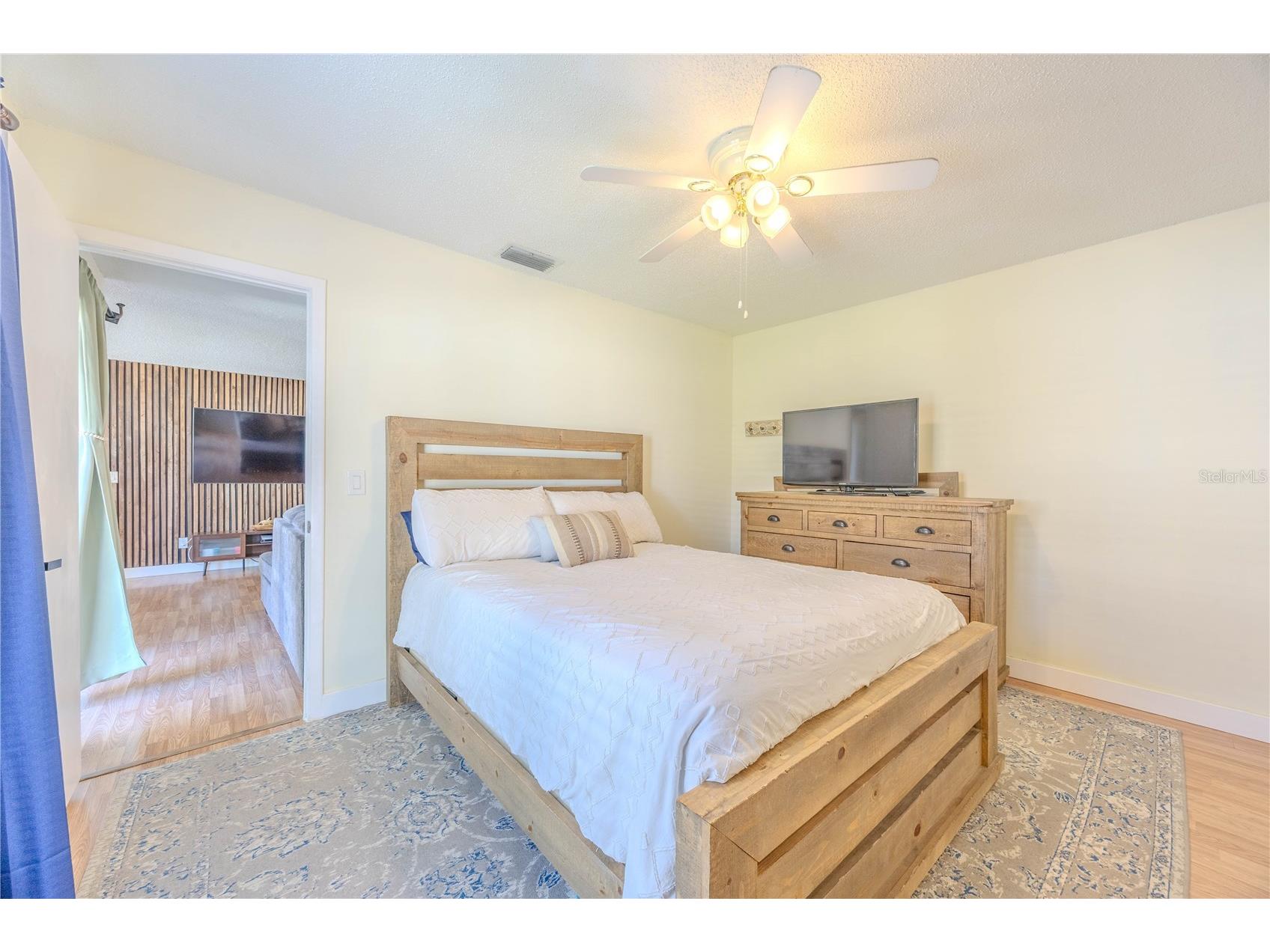 10002 Oakengate Place Tampa FL 33624 TB8490437 image18