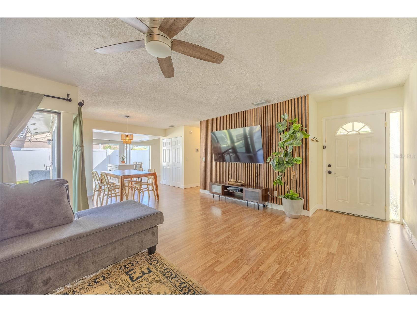 10002 Oakengate Place Tampa FL 33624 TB8490437 image4