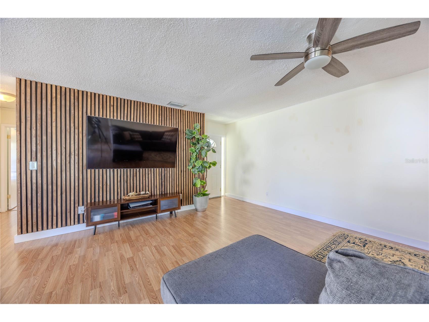 10002 Oakengate Place Tampa FL 33624 TB8490437 image5