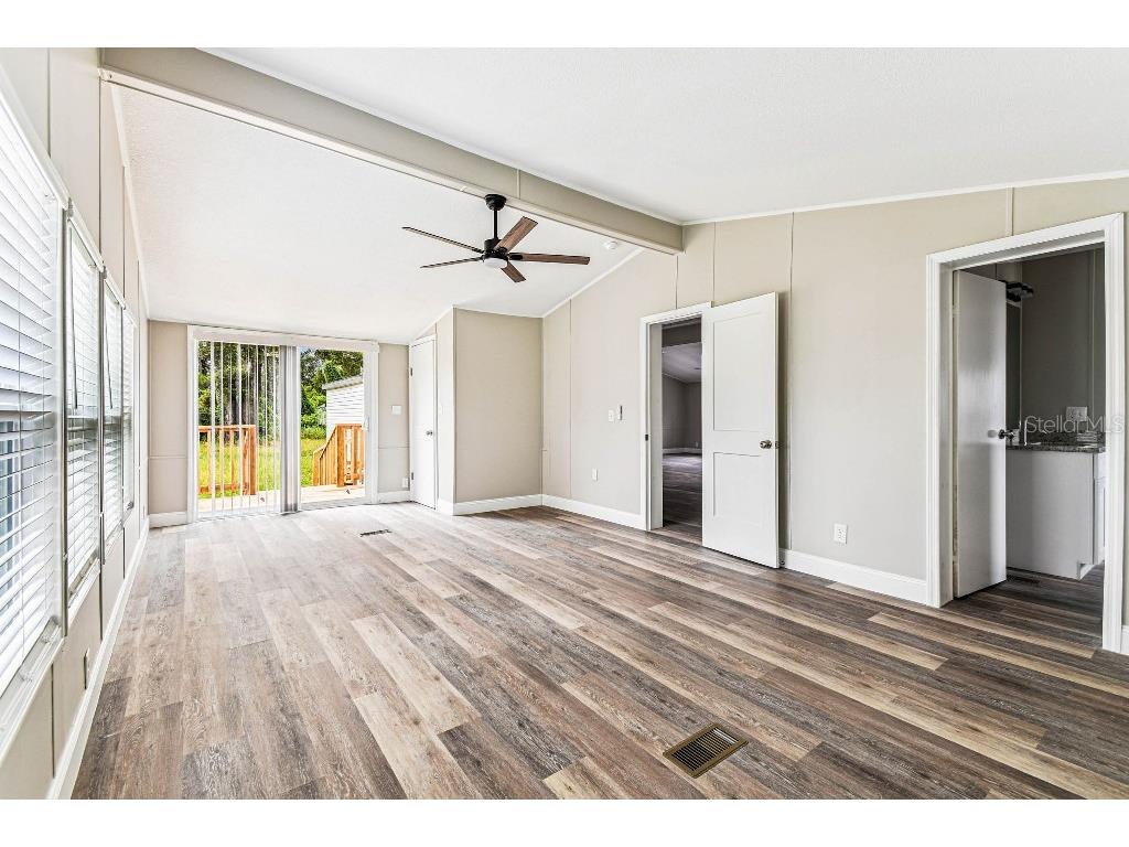 10003 Benjamin Smith Drive Thonotosassa FL 33592 TB8421236 image34
