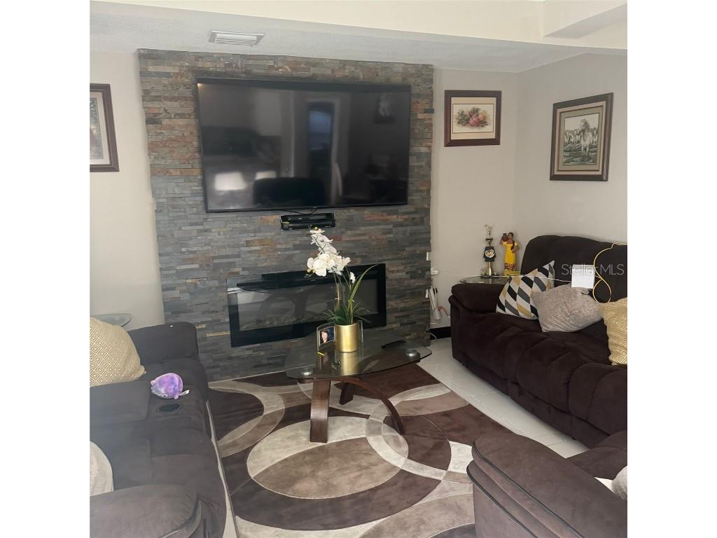 10004 Ethel Street Gibsonton FL 33534 TB8406212 image3