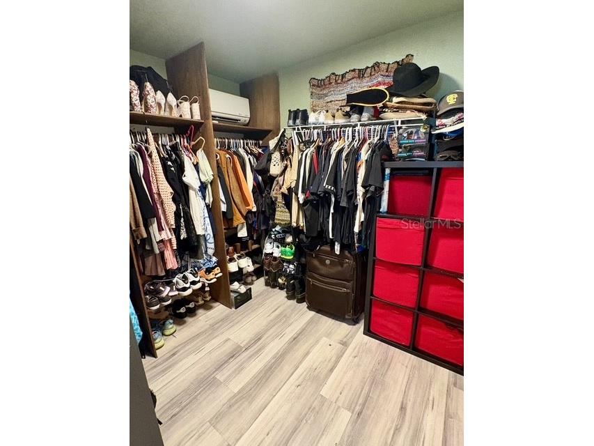 10004 Memorial Highway Tampa FL 33615 TB8434066 image21