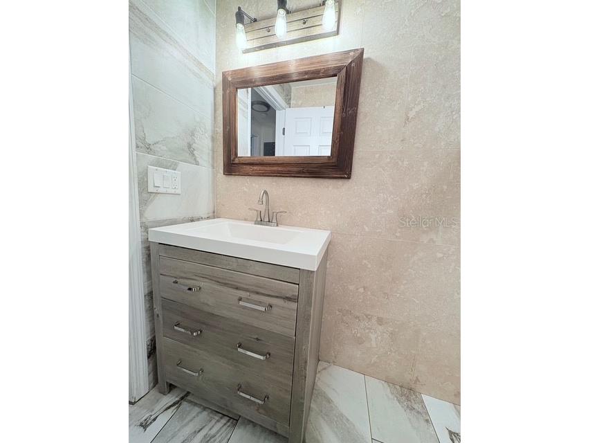 10004 Memorial Highway Tampa FL 33615 TB8434066 image32